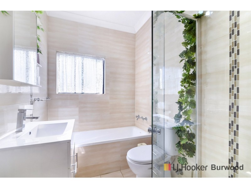 274 Waterloo Road, Greenacre NSW 2190