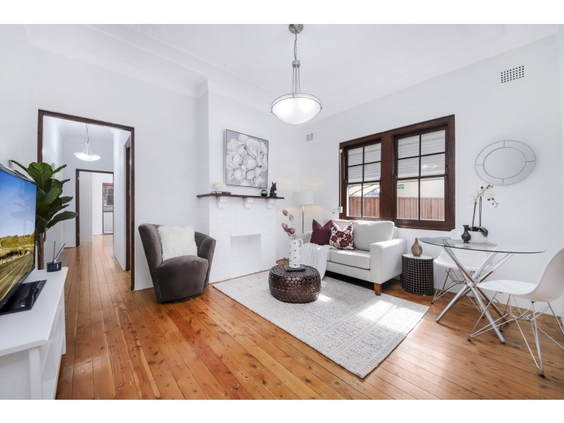 1/4 Park Road, Burwood NSW 2134