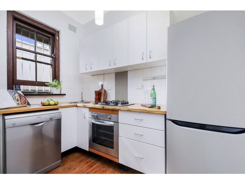 1/4 Park Road, Burwood NSW 2134