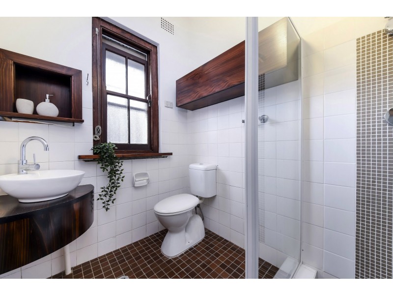 1/4 Park Road, Burwood NSW 2134