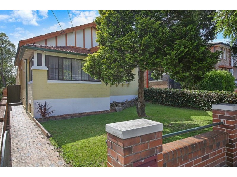 16 Shaftesbury Road, Burwood NSW 2134
