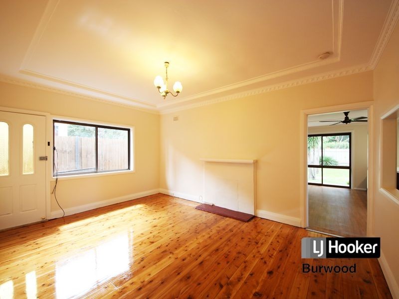 34 Walsh Avenue, Croydon Park NSW 2133