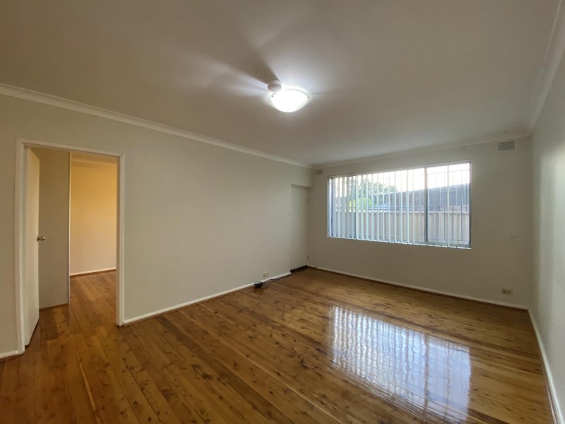 2/21 Ridgewell Street, Roselands NSW 2196