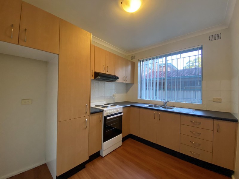 2/21 Ridgewell Street, Roselands NSW 2196