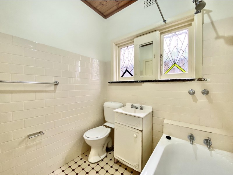 1/15 Railway Terrace, Lewisham NSW 2049