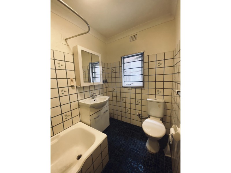 1/18 Railway Parade, Burwood NSW 2134