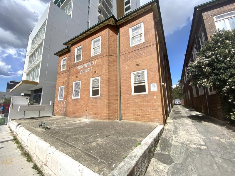 01/18 Railway Parade, Burwood NSW 2134