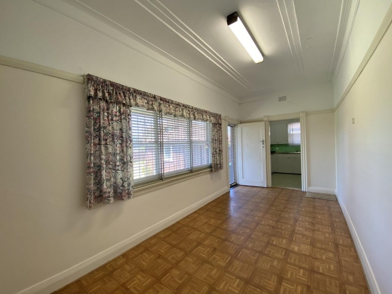 11 Ilfracombe Avenue, Burwood NSW 2134