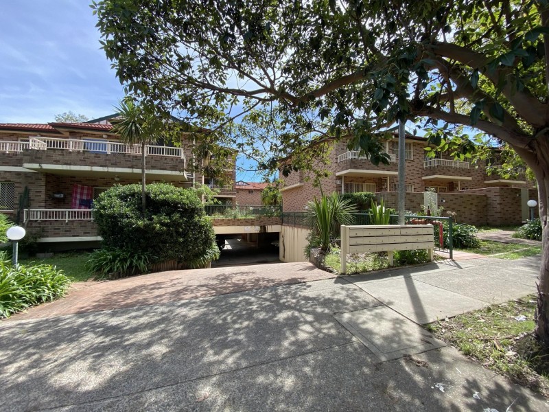 8/97 Campsie Street, Campsie NSW 2194