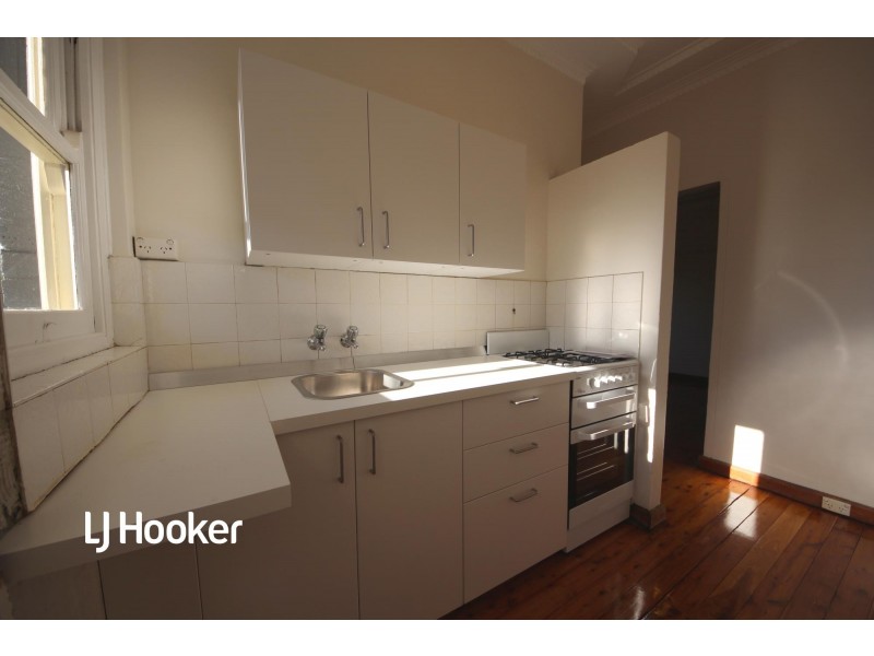 4/1 Park Road, Burwood NSW 2134