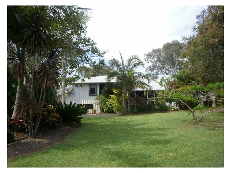 Mia Mia Bed & Breakfast/13 Bobrei Court, Amamoor QLD 4570