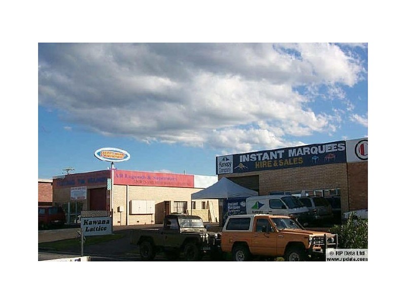Commercial Lease/18 Commerce Avenue, Warana QLD 4575