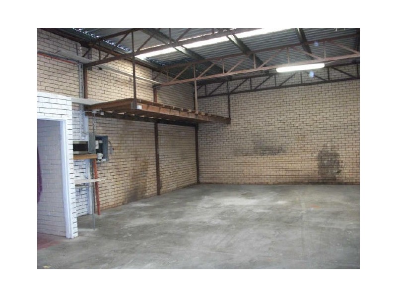 Commercial Lease/18 Commerce Avenue, Warana QLD 4575
