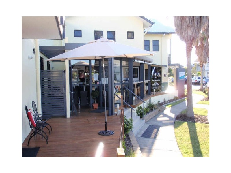 Mezze Bar/25 Seaside Blvd, Marcoola QLD 4564