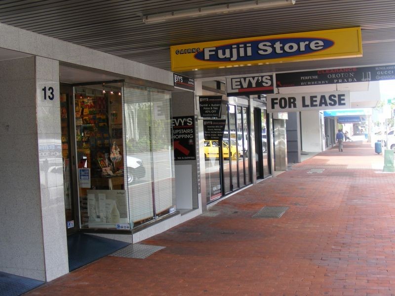 13 Spence Street, Cairns QLD 4870