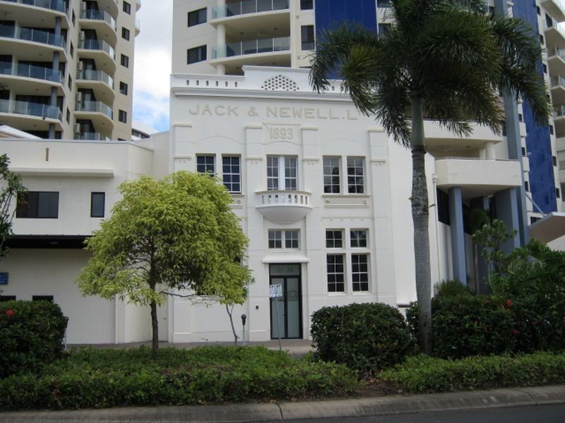 27 Wharf Street, Cairns QLD 4870