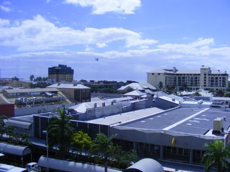 4/67 Lake Street, Cairns QLD 4870