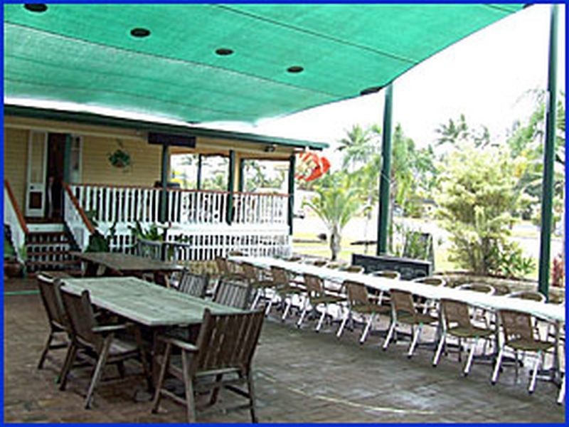 217 – 221 Victoria Street, Cardwell QLD 4849