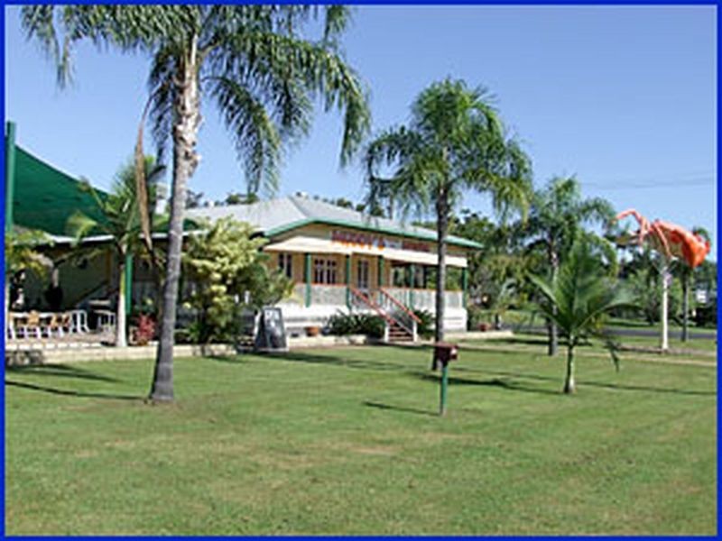 217 – 221 Victoria Street, Cardwell QLD 4849