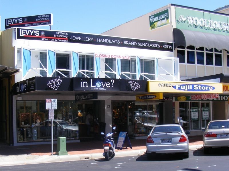 13 Spence Street, Cairns QLD 4870