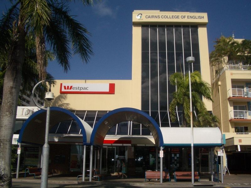 67 Lake Street, Cairns QLD 4870