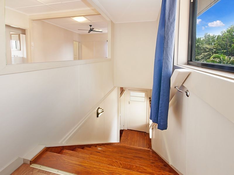 15 Johnston Street, Stratford QLD 4870