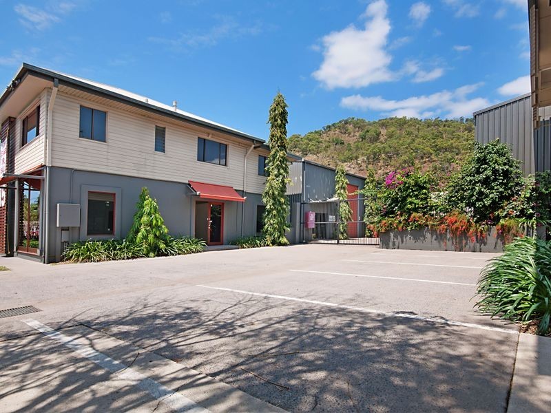 15 Johnston Street, Stratford QLD 4870