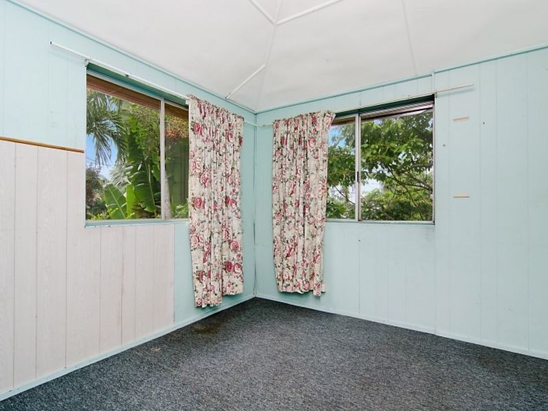 7 Pease Street, Cairns QLD 4870