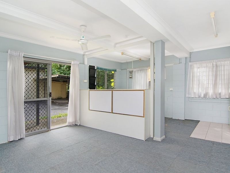 7 Pease Street, Cairns QLD 4870