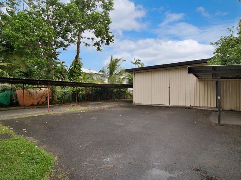 7 Pease Street, Cairns QLD 4870