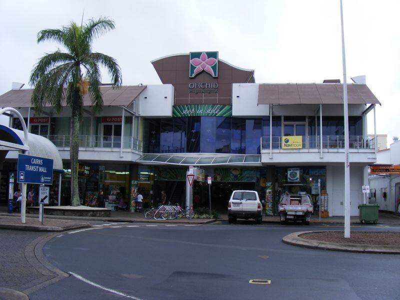 1/58 Lake Street, Cairns QLD 4870