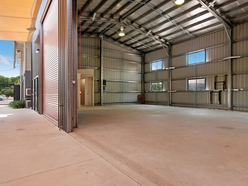 17 Johnston Street, Cairns QLD 4870