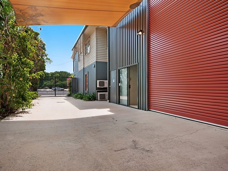 17 Johnston Street, Cairns QLD 4870