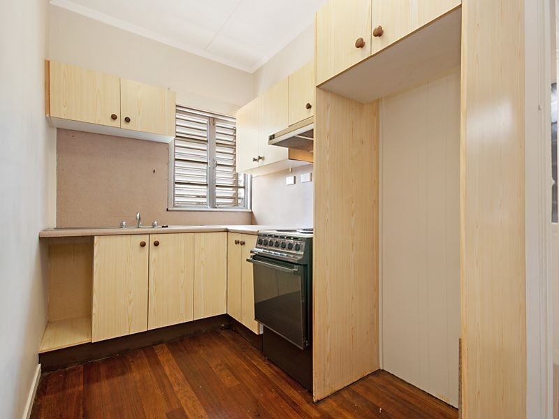 17 Johnston Street, Cairns QLD 4870
