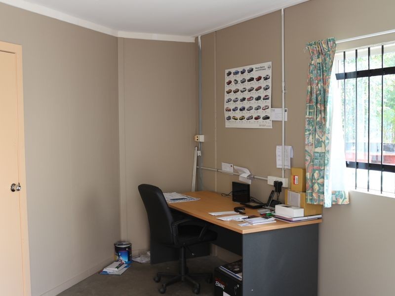 Shed 6/313 Little Spence Street, Bungalow QLD 4870