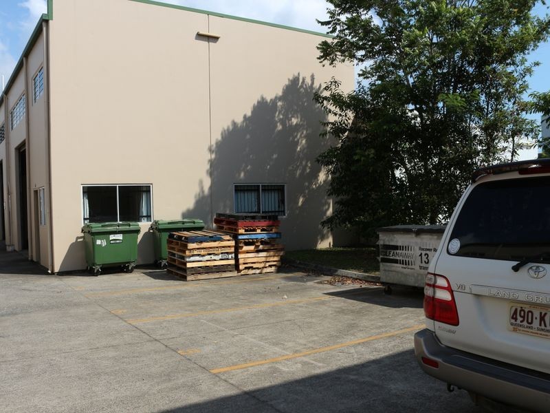 Shed 6/313 Little Spence Street, Bungalow QLD 4870