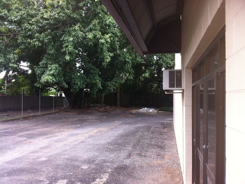 116 – 118 Hoare Street, Manunda QLD 4870