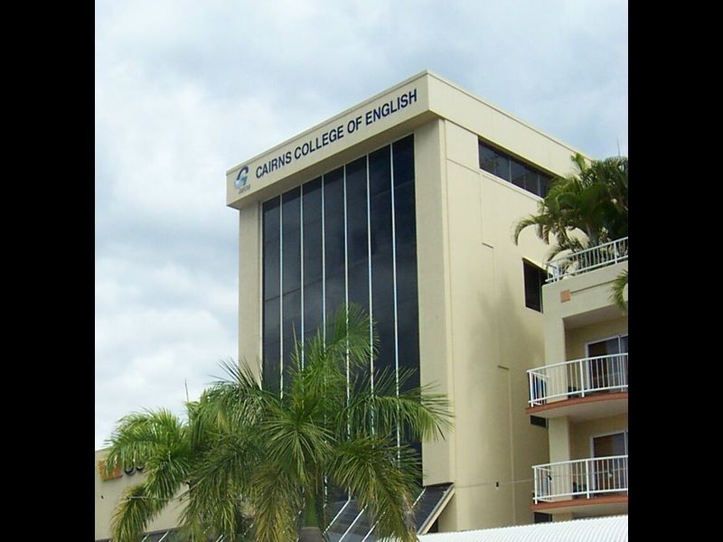 67 Lake Street, Cairns QLD 4870