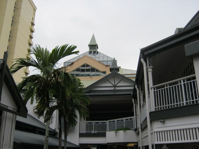 F11/12 – 14 Lake Street, Cairns QLD 4870