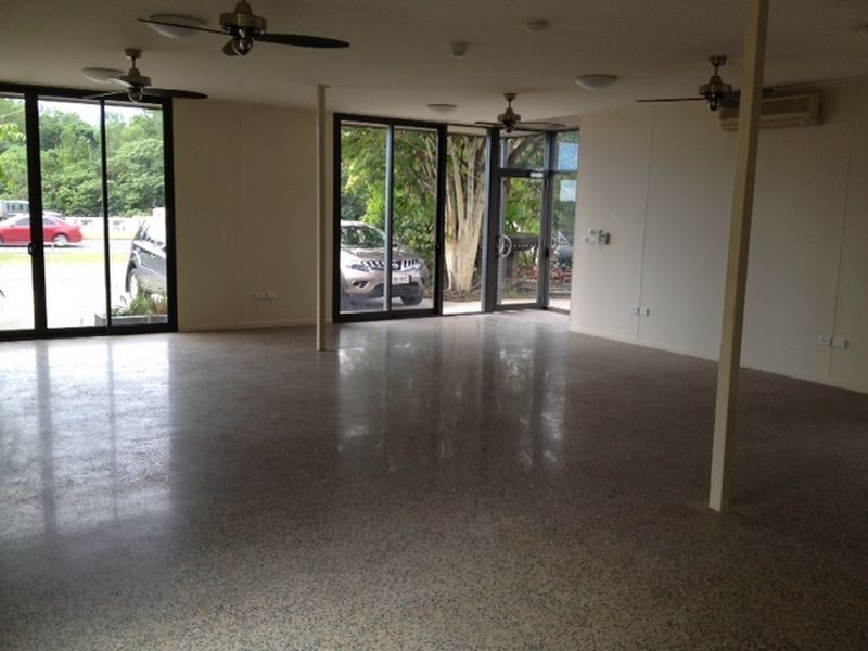 17 Johnston Street, Cairns QLD 4870
