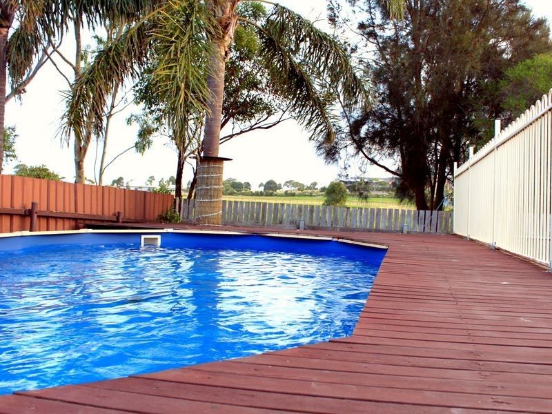 65 Ocean Beach Drive, Shellharbour NSW 2529