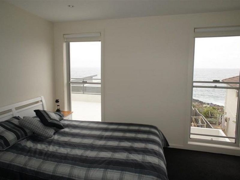 2/74 Johnson Street, Kiama Downs NSW 2533