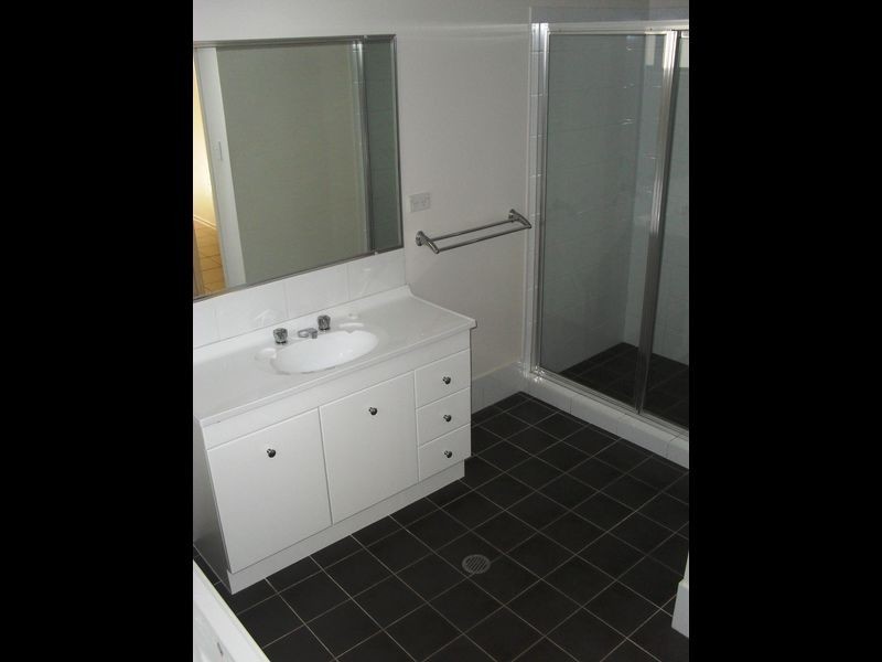 13 Eugene Street, Kiama NSW 2533