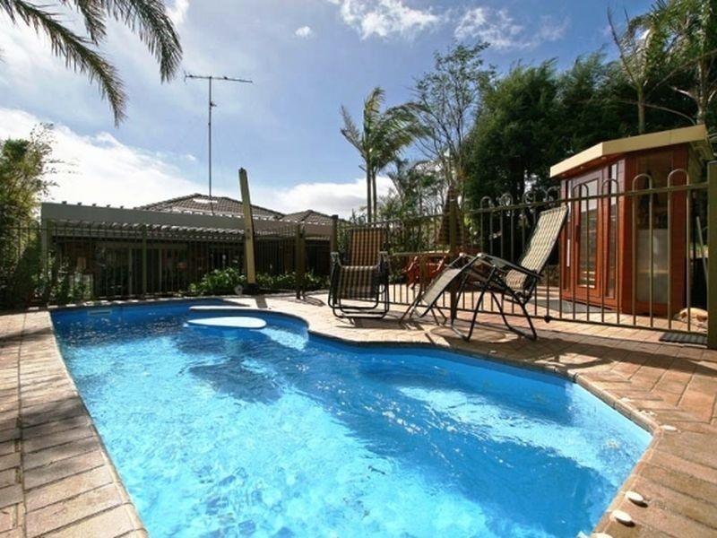 10 Girrawheen Avenue, Kiama NSW 2533