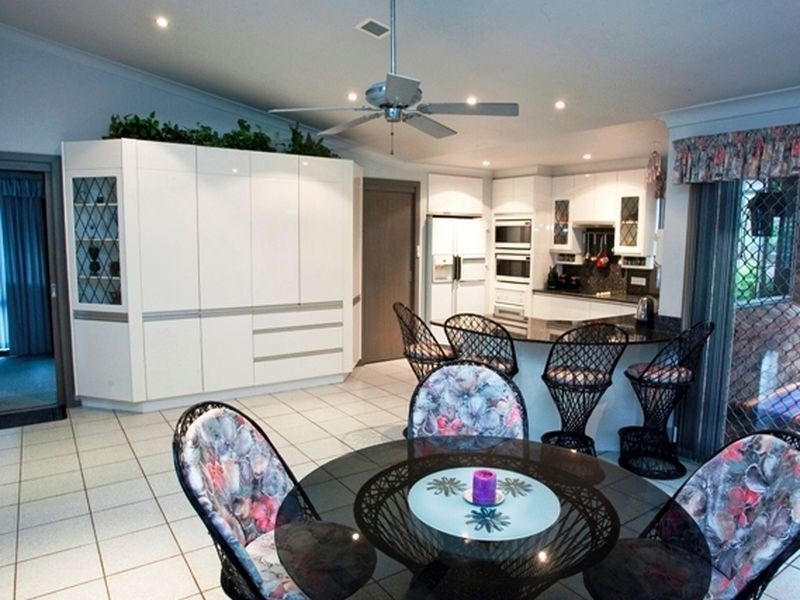 10 Girrawheen Avenue, Kiama NSW 2533