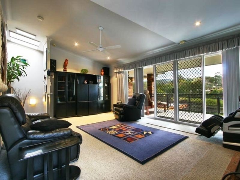 10 Girrawheen Avenue, Kiama NSW 2533