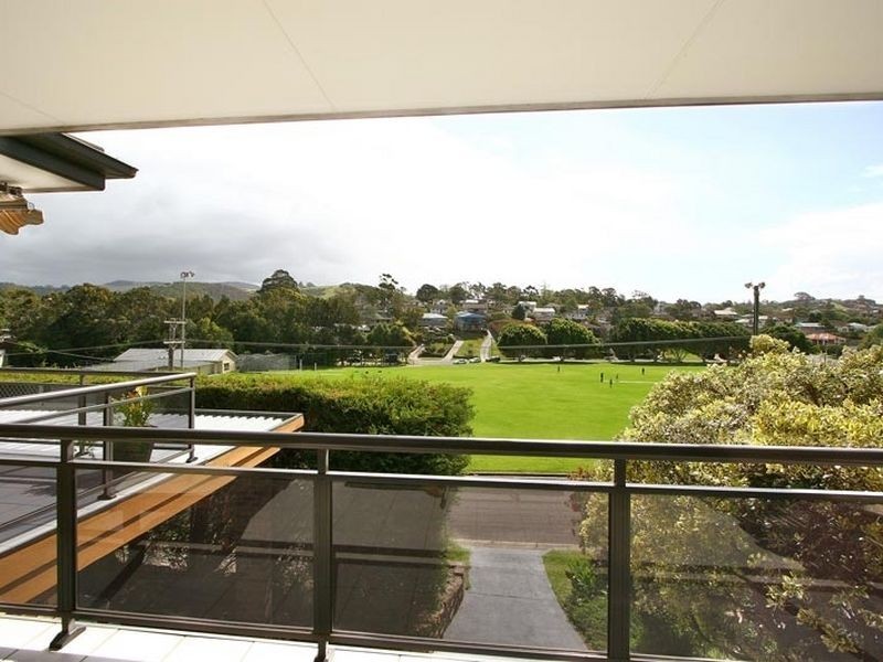 10 Girrawheen Avenue, Kiama NSW 2533