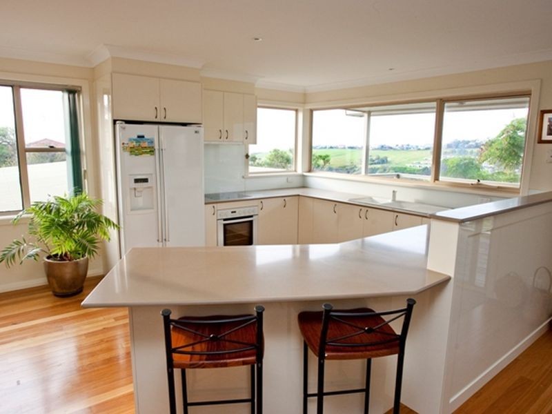 12 Kaleula Crescent, Kiama NSW 2533