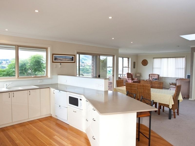 12 Kaleula Crescent, Kiama NSW 2533