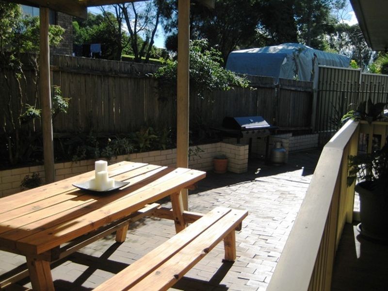 16 Hughes Crescent, Kiama Downs NSW 2533